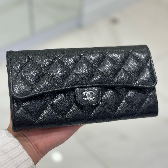 CHANEL Caviar Quilted Large Gusset Flap Wallet Black - Picture 12 of 15